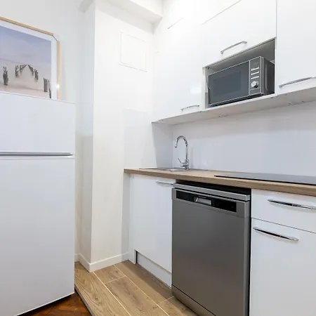 Elegance Mediterraneenne 3p, Avec Parking * Жуан-ле-Пен